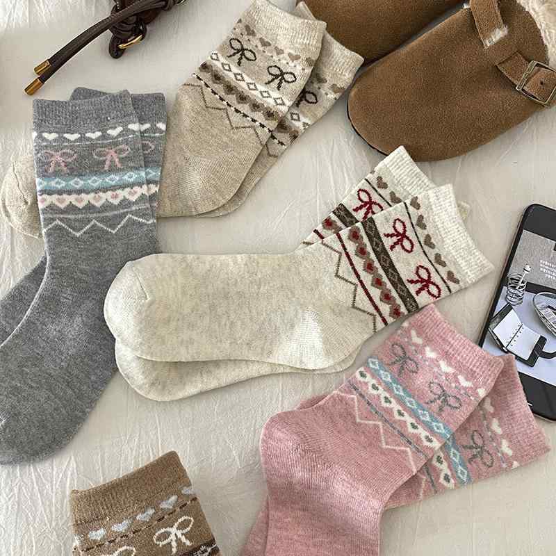 靴下 レディース 秋冬 配色 羊毛 混紡 あったか 厚手 クルー丈 ソックス ケーブル編み 蝶結び かわいい..