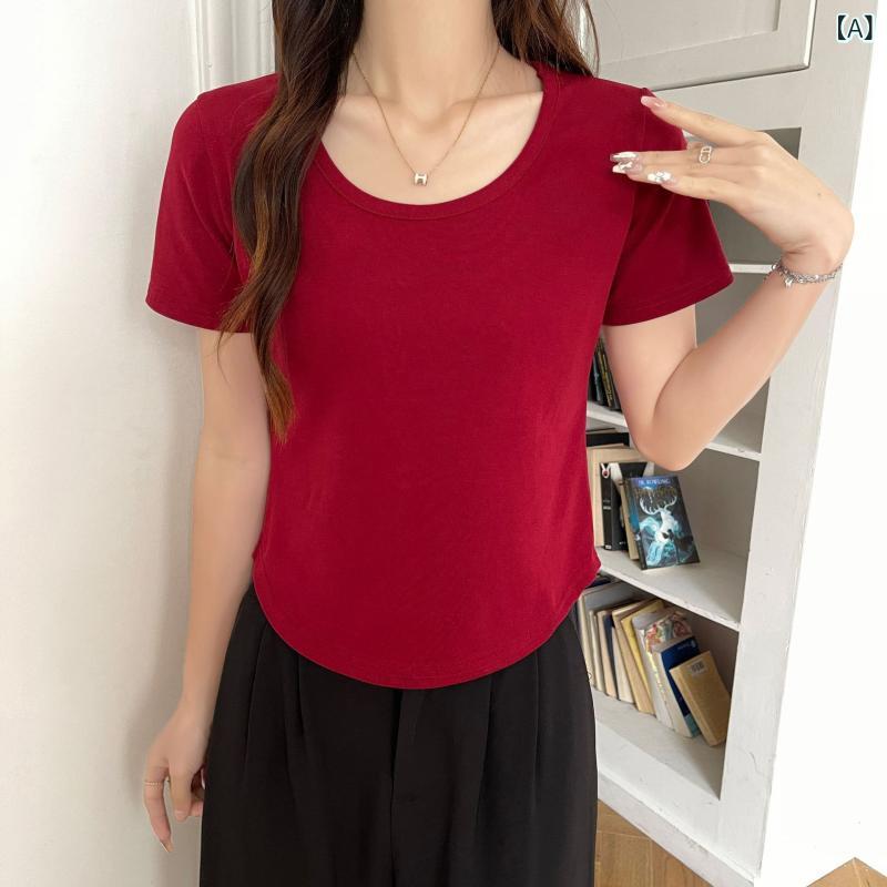 肩の u 襟の 半袖 t シャツの 女性は 夏の 新型 純綿の 弾力 性を 着て います。