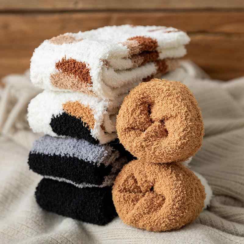 靴下 レディース 猫 厚手 あったか かわいい ルームソックス 珊瑚 フリース 秋冬 防寒 滑り止め 冷え取り 冷え性 対策 暖かい やわらか..