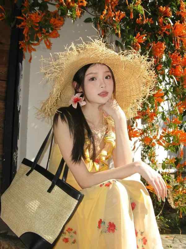 乐天商城 - ワンピース レディース 春夏 Vネック 黄色 フラワー柄 吊り帯 長丈 Aライン 高腰 気質 通勤風 セクシー ポリエステル 3D 立体 イージーケア 肩紐 セットアップなし 単品