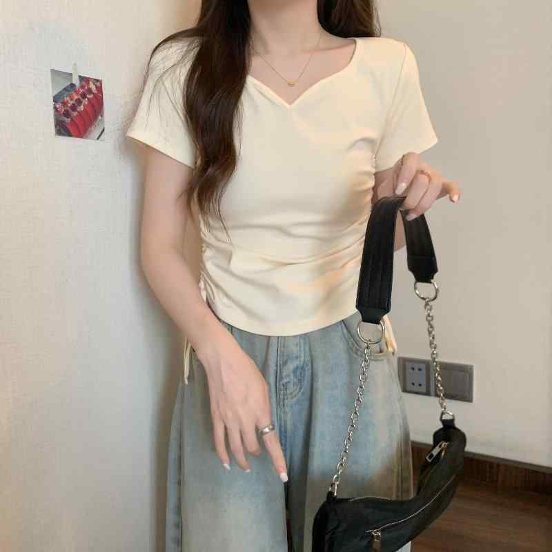 Rakuten - Tシャツ レディース 夏 短袖 Vネック 修身 抽绳 短款 トップス 綿ポリエステル 固色 セットインスリーブ プリーツ加工 ローマンリブ 韓国風 セクシー 杏色 日常使い カジュアルスタイル 軽量 通勤 デイリー