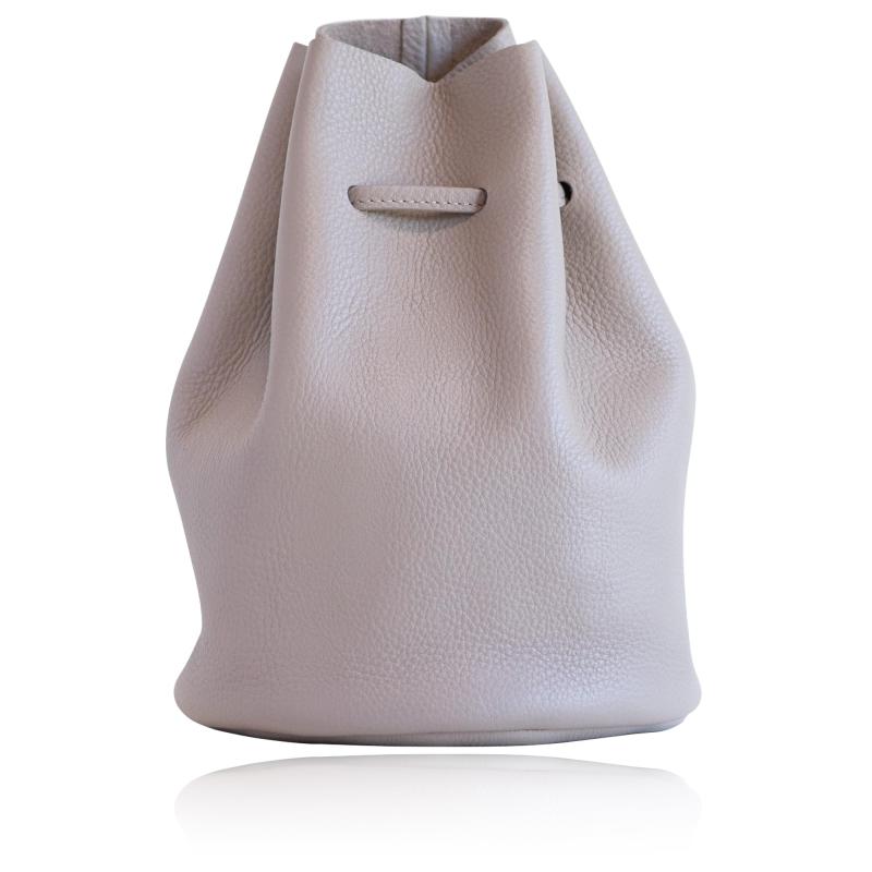 [artigianoworks] 巾着バッグ ハンドバッグ 本革 バケツバッグ 姫路レザー レディース シンプル デザイン おしゃれ ma-02ss