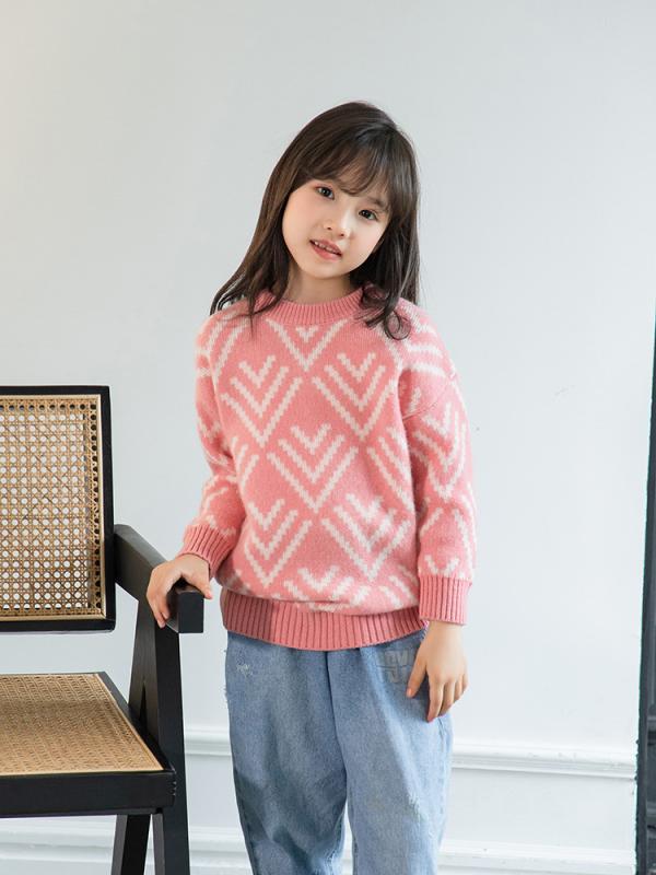 ・適用性別: 男女兼用・生地の処理: 柔らかく加工・スタイル: 韓国風・対象年齢: 中高学年（8歳以上、140cm以上）・シーズン: 冬、春、秋・毛糸の太さ: 細い毛糸・厚さ: 厚手・袖丈: 長袖・クロージャータイプ: プルオーバー・実写画像: モデルあり・要素: ボヘミアン、可愛い、配色、イギリス風、トレンド、欧米・安全レベル: B・ネックタイプ: ラウンドネック・フード: フードなし・カラー: 金キャメル、ナツメレッド、オーロラピンク・対応身長: 100cm、110cm、120cm、130cm、140cm、150cm、160cm、165cm・衣類の開き: プルオーバー・製品カテゴリ: 子供用セーター・主な生地の組成: ウール・主な生地の組成含有量: 100%