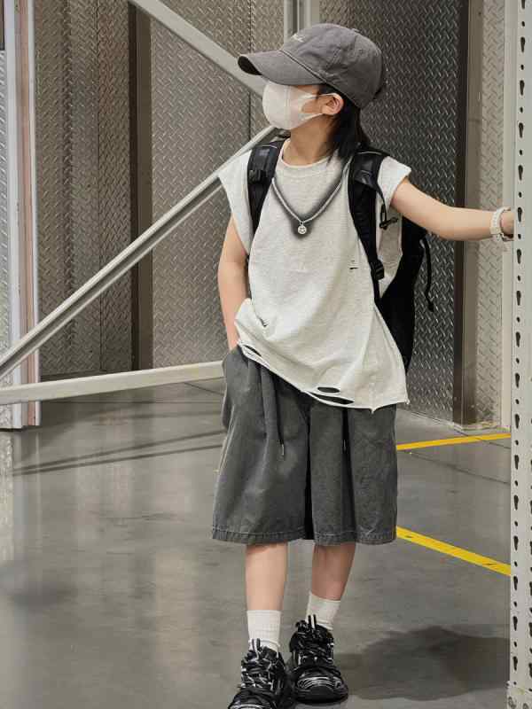 子供服 男の子 夏用 薄手 ベスト ニット タンクトップ ノースリーブ トップス コットン 柔らかい グレー 100cm 110cm 120cm 130cm 140cm 150cm