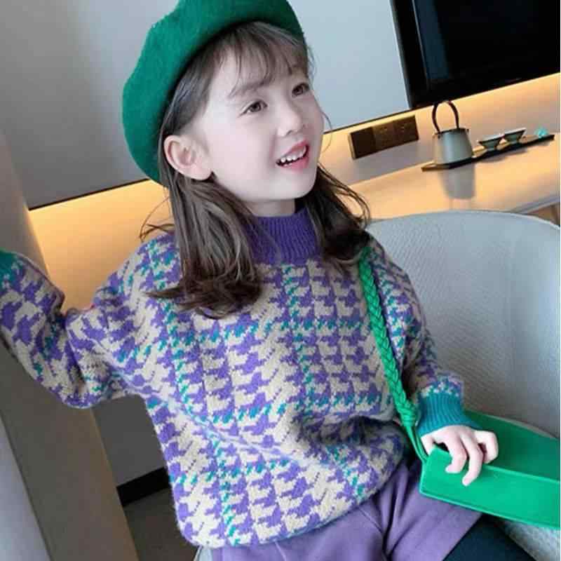 ・性別: 女・スタイル: 韓国版・対象年齢: 中・高学年(8歳以上、140cm以上)・厚さ: 厚手・袖丈: 長袖・柄: 格子・要素: プリント・生地名: 綿糸・主な生地の成分: ポリビニルアルコール繊維（ビニロン）・主な生地の成分含有量: 1%・安全レベル: B類・ネックライン: ラウンドネック・カラー: 千鳥格子一体型・襟: 襟なし・製品カテゴリ: 子供用セーター・クロージャー: プルオーバー・推奨身長: 8229.6cm, 9144cm, 10058.4cm, 10972.8cm, 11887.2cm, 12801.6cm, 13716cm