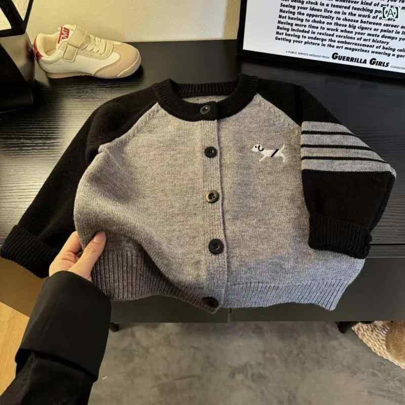 Rakuten - ニット・セーター 子供服 男女兼用 ストライプ カーディガン 犬 刺繍 ラウンドネック 長袖 秋冬 韓国風 柔らかい 暖かい