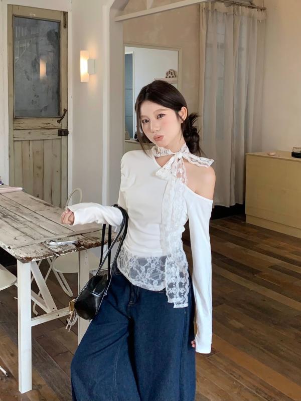 Tシャツ レディース 春 長袖 レース 切り替え デザイン カットソー 斜めがけ 肩出し トップス 韓国 修身 フィット スリム きれいめ 清新 甘め スタイル 白