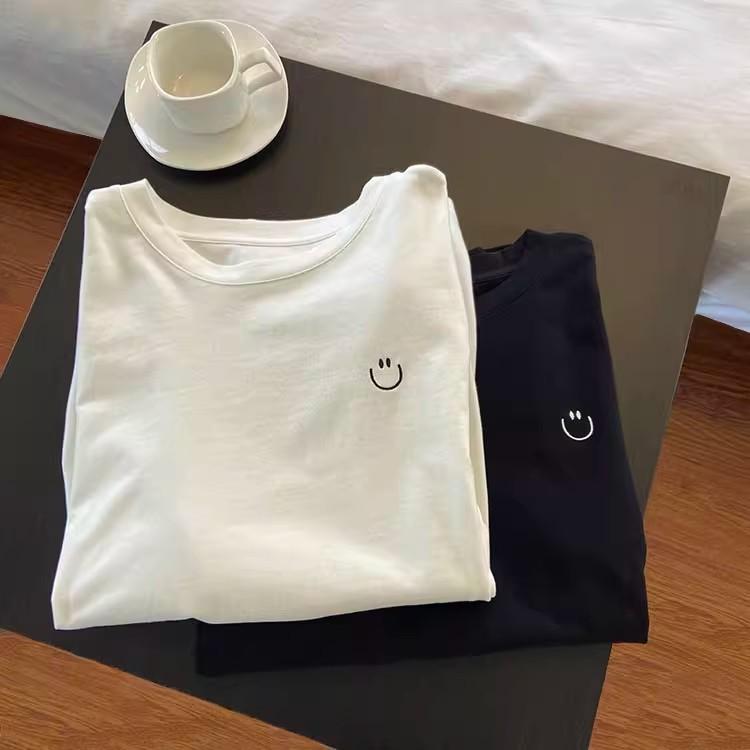 乐天商城 - Tシャツ レディース 長袖 あったかインナー 裏起毛 刺繍 クルーネック 韓国風 ゆったり 厚手 スリム ホワイト ブラック ポリエステル