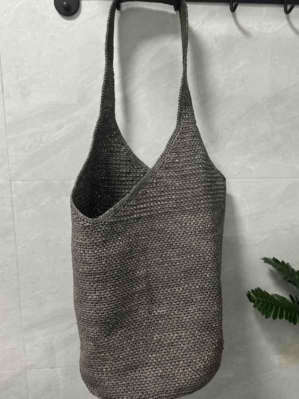 Tote Bag Type - かごバッグ レディース ラフィア 草編み 水桶型 鞄 サマーバッグ 海辺 砂浜 旅行 ショルダーバッグ ベージュ ブラック ネイビー グレー ピンク ワインレッド コーヒー オレンジ レッド