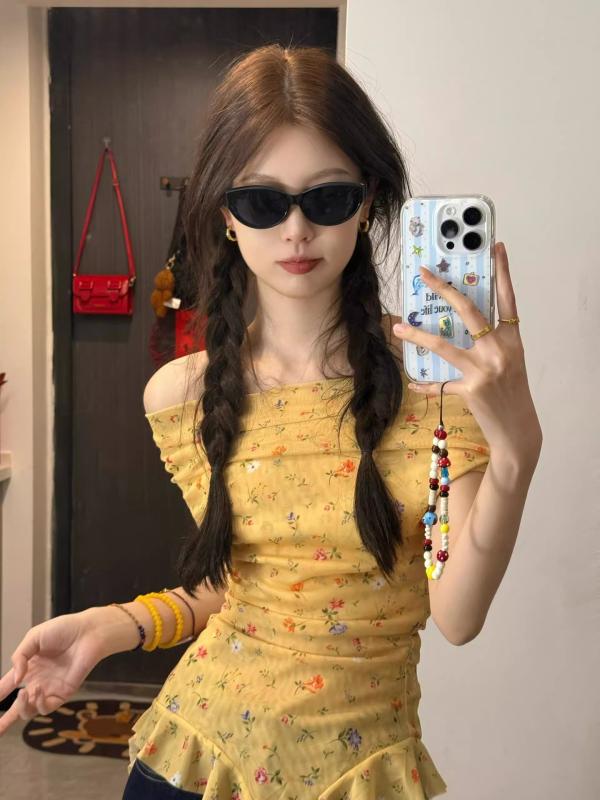 Tシャツ 女性用 夏 韓国風 フラワー柄 一文字肩 短袖 切り替え デザイン 修身 短丈 橘色 チュール ストレッチ 吸湿速乾 かわいい 爽やか 軽量 通勤 普段使い ビッグシルエット Vネック 接触冷感