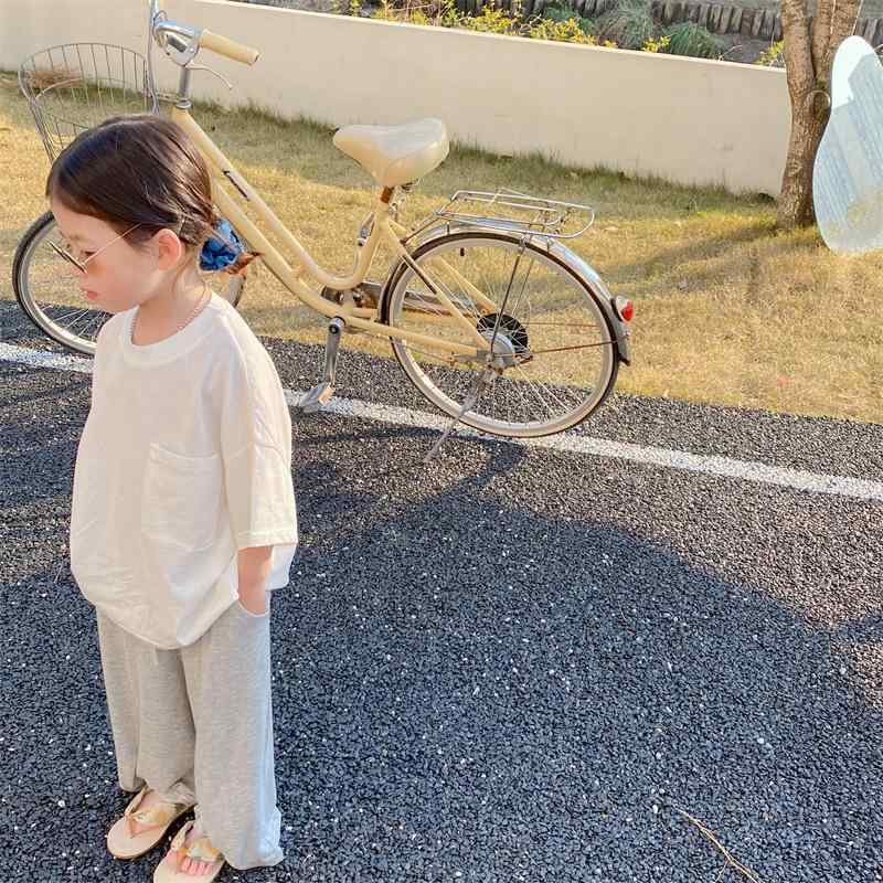 子供 トップス 女児 男児 夏 短袖 白 綿 吸湿速乾 柔らか素材 丸首 ゆったりシルエット 無地 普段使い かわいい ベーシック インナー ユニセックス 3-8歳