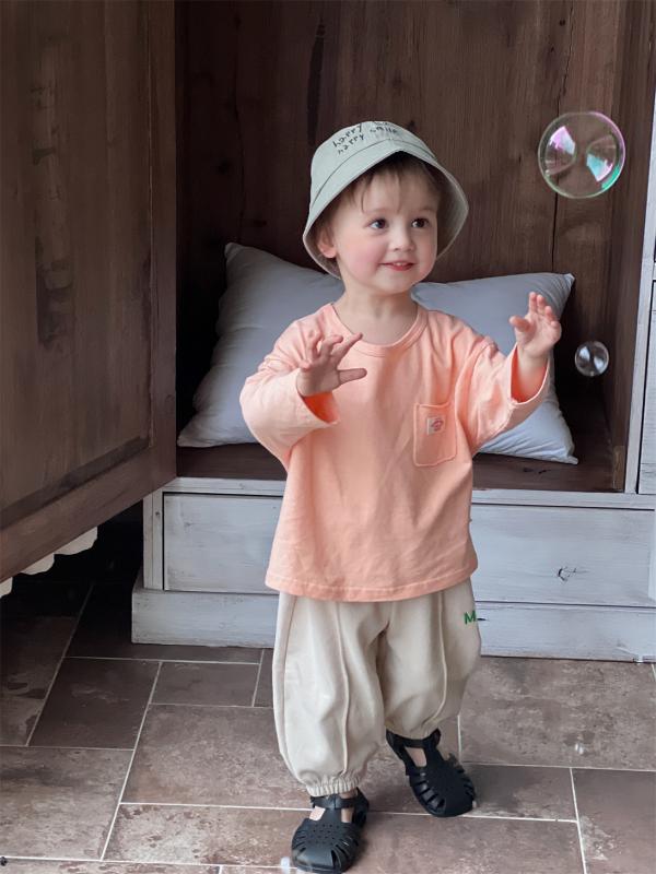 キッズ 男の子 春夏 長袖 ポケット Tシャツ ロゴ スウェットパンツ セット 綿素材 柔らかい 肌触り 普通厚 通年 普段使い かわいい 親子 おしゃれ シンプル デザイン 1-3歳 73-100cm