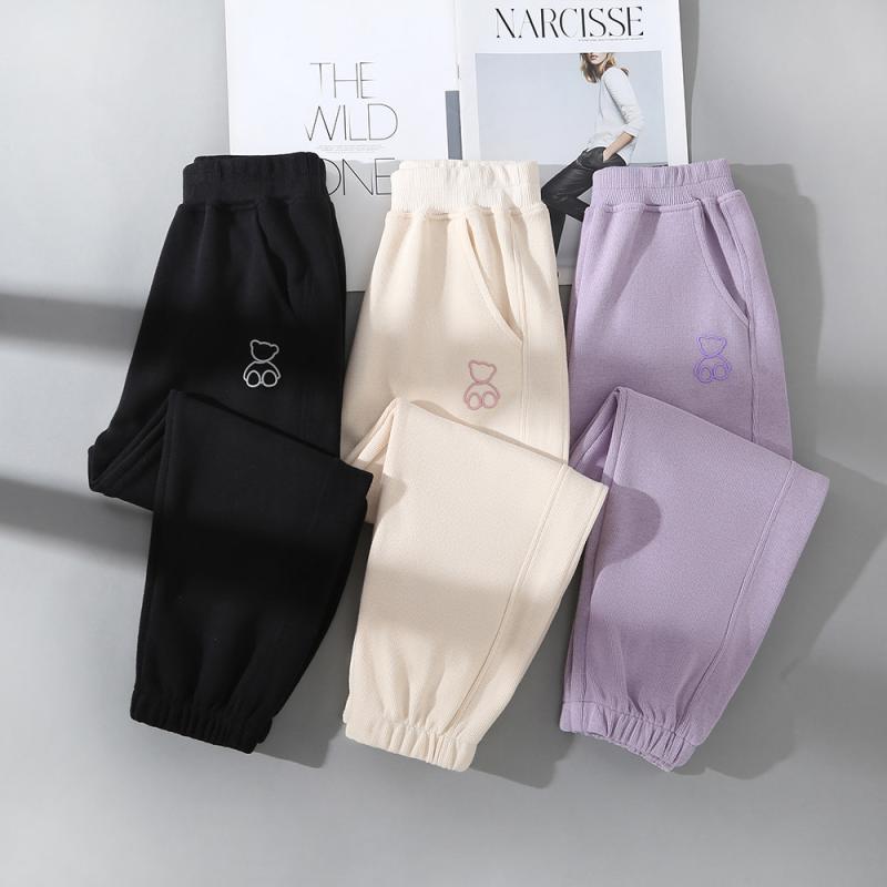 キッズ 女の子 春秋 秋冬 コットン 混紡 伸縮性 長ズボン ワイドレッグ 灰色 紫色 黒 杏色 スポーツ スタイル 普段使い 子供服 トップス 合わせ 軽量 柔らかい 素材 快適 着心地 成長 対応 サイズ バリエーション