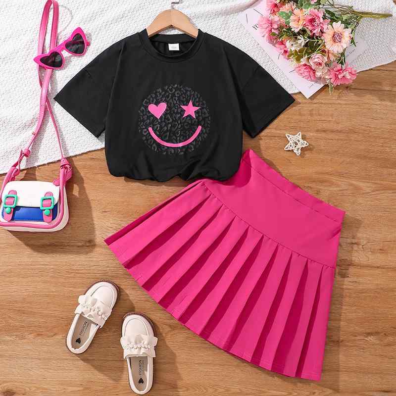 女の子 子供服 春夏 セットアップ 短袖 Tシャツ プリーツスカート ヒョウ柄 笑顔プリント かわいい インナー 綿混紡 ポリエステル 柔らかい 軽量 吸湿速乾 通気性 ブラック 黒色 8歳以上 中学生向け 140cm以上 150cm 160cm 170
