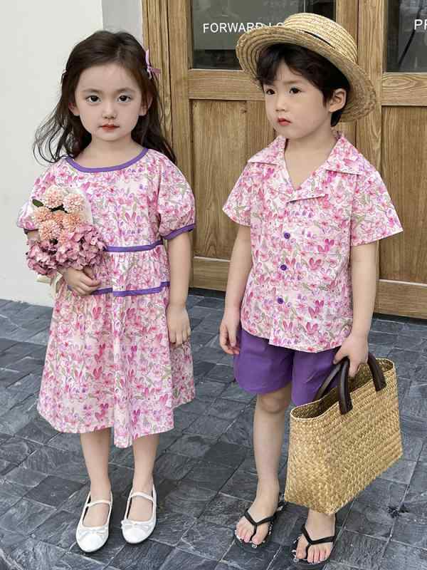 キッズ 夏 兄妹 お揃い セット 女の子 ピンク ウサギ 柄 ワンピース 男の子 短袖 シャツ ショートパンツ 綿混紡 柔らかい 生地 普通厚 短袖 無帽 夏用 100-140cm 対応 3-8歳 向け カジュアル スタイル カードゥ 柄 2点セット 通