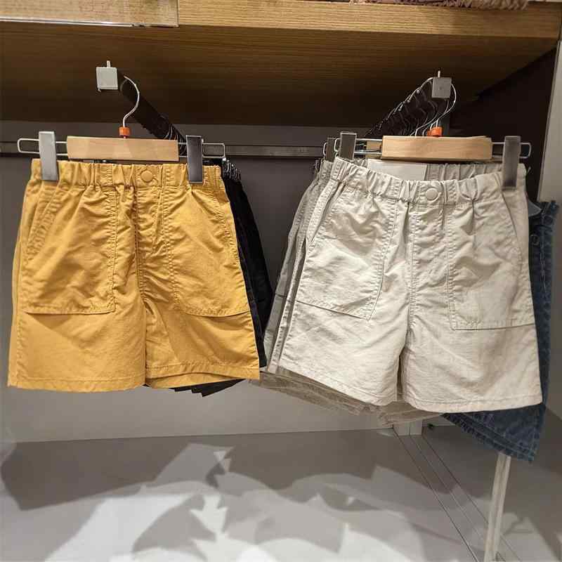 キッズ 男女兼用 ナイロン 短パン 休闲 運動 春夏 柔軟 素材 接触冷感 高腰 松緊腰 ブラック ピンク ベージュ イエロー かわいい 潮 親子 スタイル 子供服