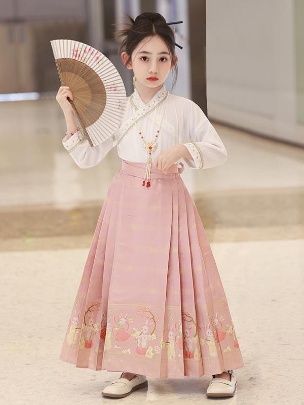 女児 漢服 スカートセット 秋 長袖 女の子服 民族風 秋装 切り替え デザイン かわいい 蝶結び プリンセス スタイル 親子コーデ 田園柄 カードゥーム柄 化粧繊維混紡 ポリエステル95 普通厚 斜め襟 紐締め セット3点 110cm 120cm 13