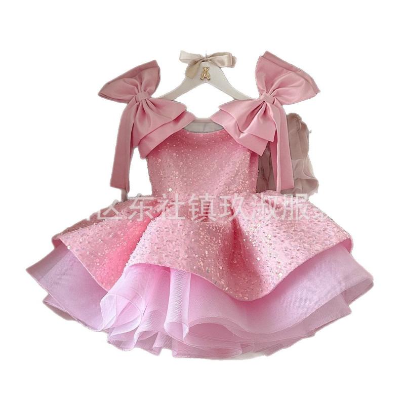 女児ドレス 女の子 子供 礼服 誕生日 プリンセスドレス 夏用 ピンク 赤 白 チュール プリンセス シルク調 ポリエステル 褶 軽量 伸縮性 かわいい 洋気 花柄 トップス スカート 幼児 3～8歳 通学 通勤 普段使い 部屋着 アウトドア