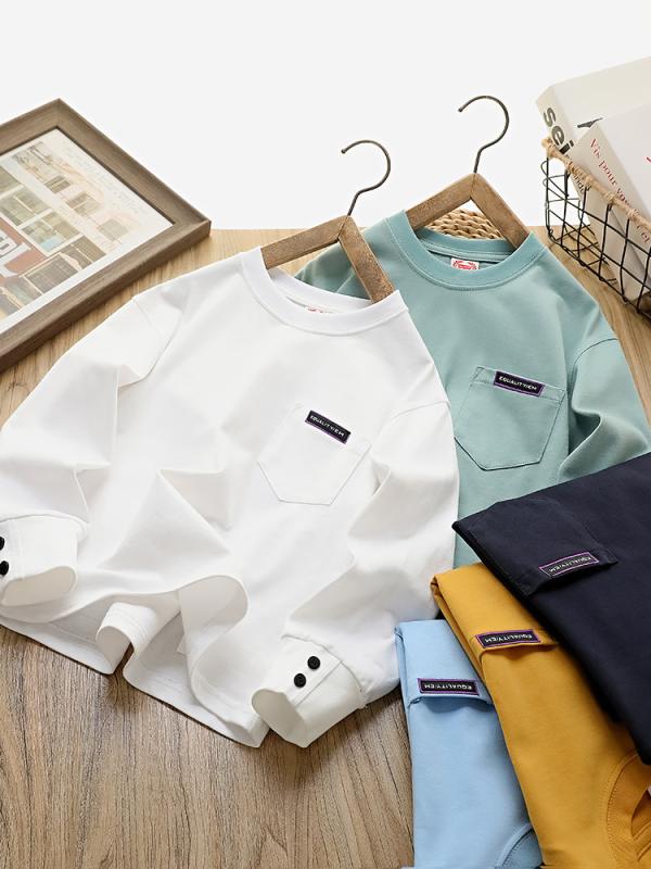 キッズ 男の子 長袖 トップス シャツ 春秋 綿 素材 柔軟 接触冷感 丸首 デザイン 純色 アルファベット 柄 潮っぽい スタイル 糖果カラー 子供服 普段使い 部屋着 軽量 通勤 外出 白色 グリーン イエロー ライトブルー ネイビー ビッグサイズ