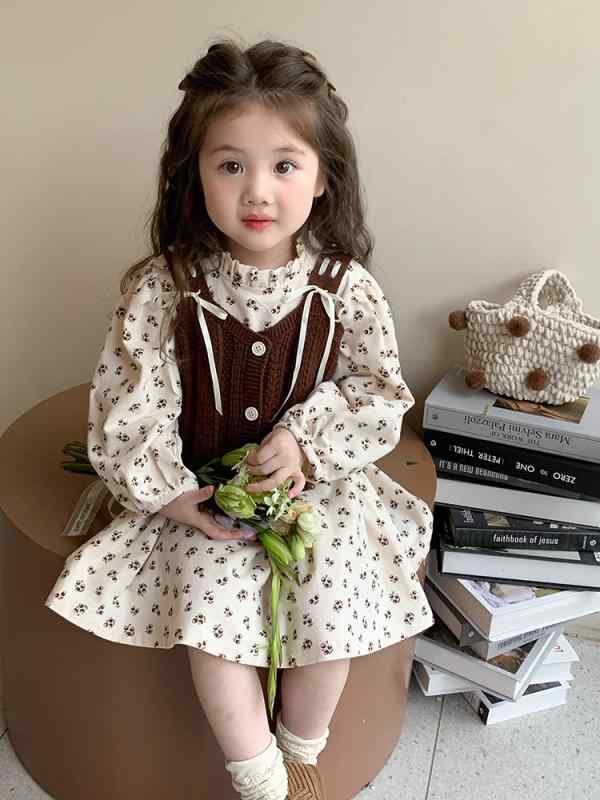Rakuten - 女児 ワンピース セット 秋冬 プリンセス スカート 女の子 服 長袖 綿混紡 柔らかい 素材 フレッシュフラワー 柄 かわいい デザイン 米杏色 トップス ニット ベスト 組み合わせ 3〜8歳 中小童 サイズ 100〜140cm 対応 春秋 季節 通年