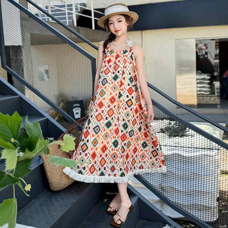 女児ワンピース 女の子用 夏 春夏 ボヘミアン 吊帯スカート フレアスカート 花柄プリント 綿素材 ポリエステル混紡 柔らかい触感 軽量 伸縮性 吸湿速乾 ビーチウェア 海辺 リゾート 休暇 日常使い かわいい プリンセス 要素 短丈 背心スタイル フリ