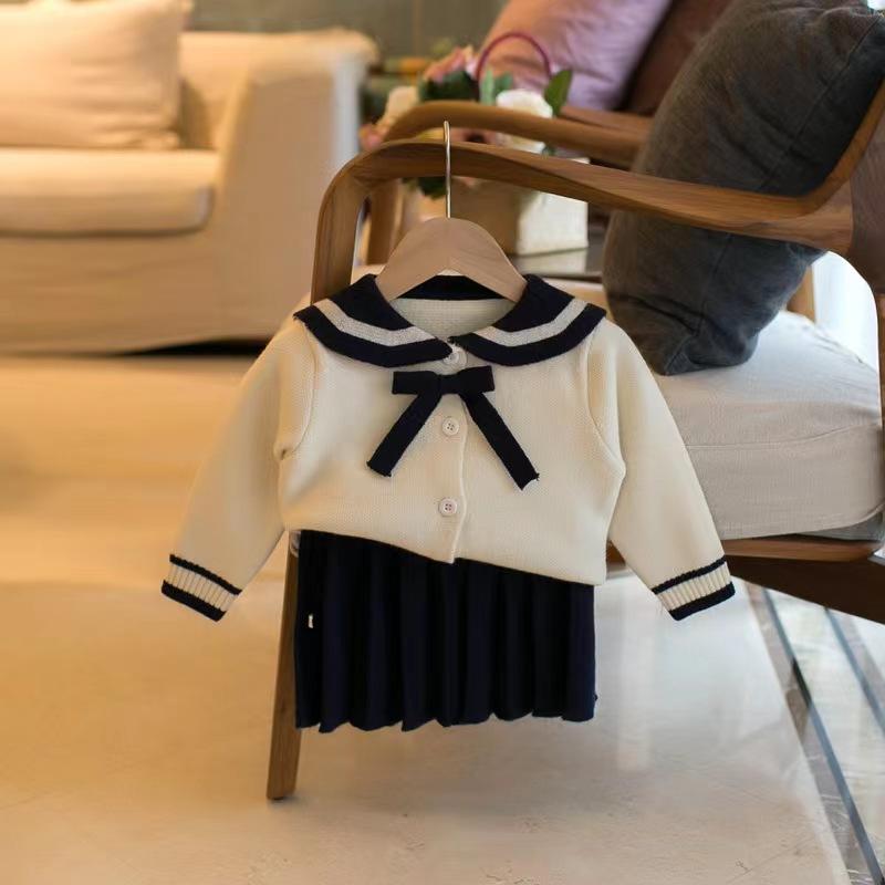 キッズ 女の子 学院風 ニット セットアップ スカート セーラー襟 長袖 カーディガン ワンピース 秋冬 紺色 綿混 ニット素材 柔らかい 暖か 伸縮性 普段使い 学校 コーディネート