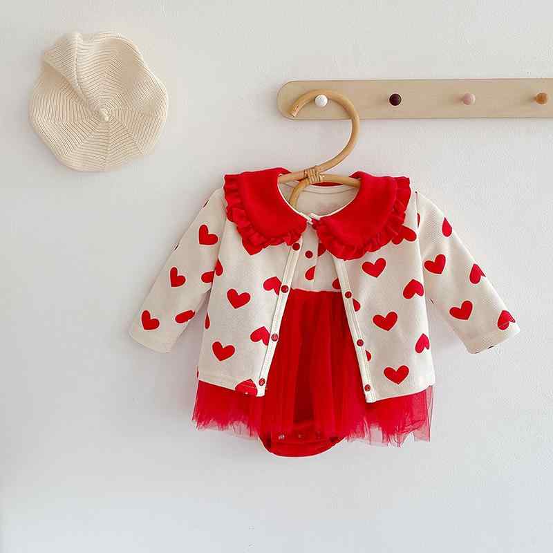 ベビー女の子 秋冬 長袖 綿 厚手 開衫 カーディガン トップス かわいい ハート柄 爬行服 ロンパース 2点セット 80cm 90cm 100cm 春秋 暖か 通年 吸湿 肌触り良い 伸縮性 安全素材 無地 シンプル 普段使い 室内遊び 柔らかい ベビ