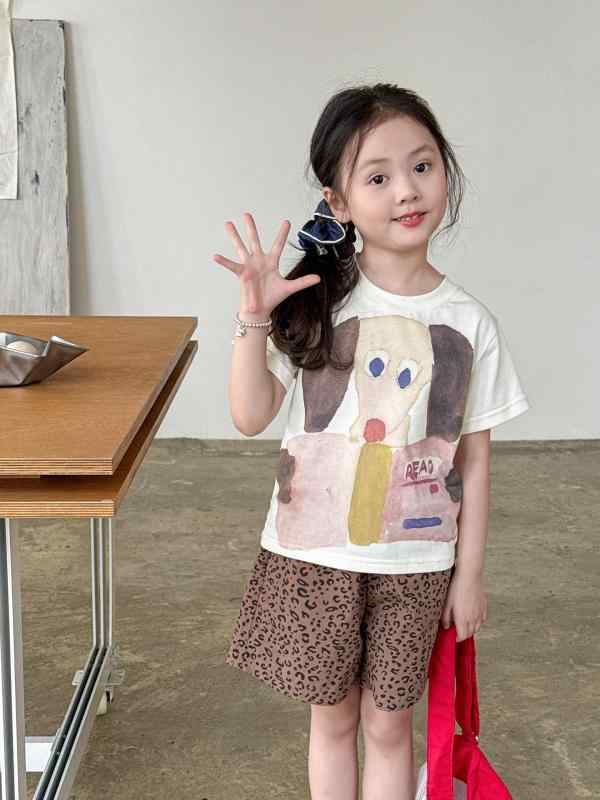 女の子 夏 子供服 セット トップス ショートパンツ コットン 綿 95% 薄手 柔らか素材 短袖 動物柄 ヒョウ柄 豹柄 カード 通販 かわいい 韓風 スタイル 3〜8歳 中小児 100〜140cm 通気性 吸湿速乾 軽量 伸縮性 ピンク系 アイボリー