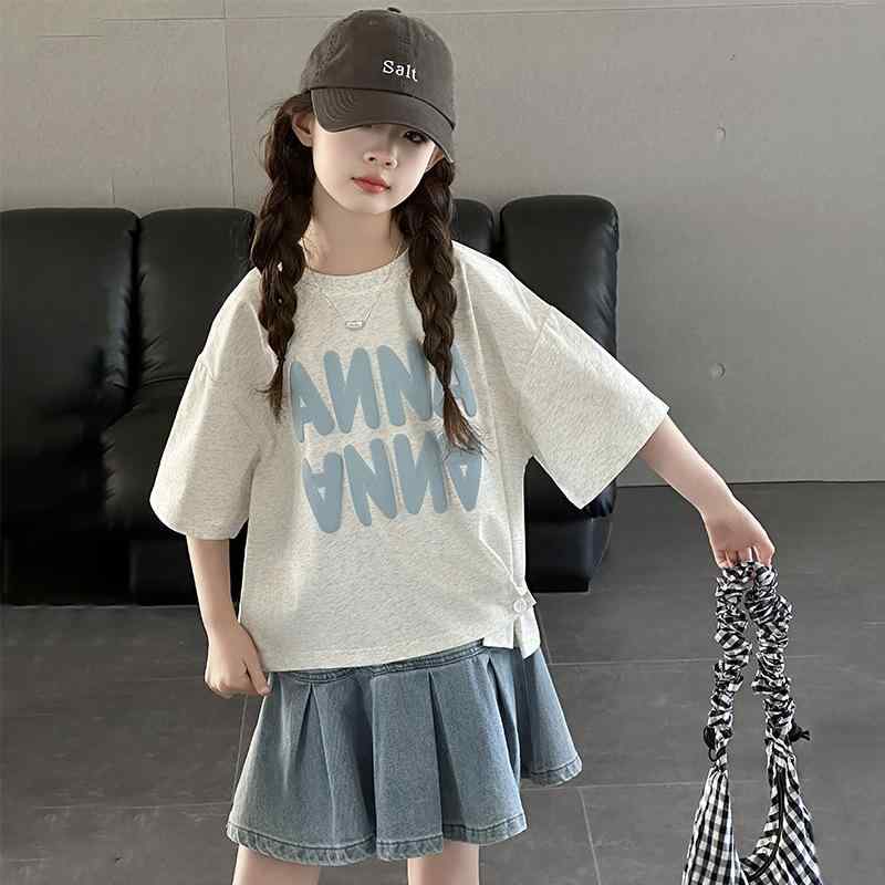 女児 Tシャツ トップス 春夏 子供服 女の子 短袖 丸首 ゆったり 韓国風 綿素材 吸湿排汗 柔らかい 生地 白 グレー 花柄 アルファベット柄 夏用 日常使い カジュアル 軽量 伸縮性