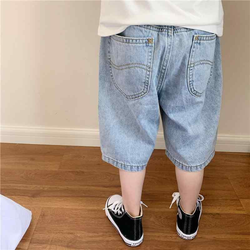 Rakuten - キッズ 男女兼用 夏用 デニム ショートパンツ 綿素材 柔軟加工 かわいい トレンド 韓国風 ゆったり 5分丈 ミッドライズ ライトブルー 純色 運動スタイル 子供用 普段使い 吸湿速乾 伸縮性 軽量