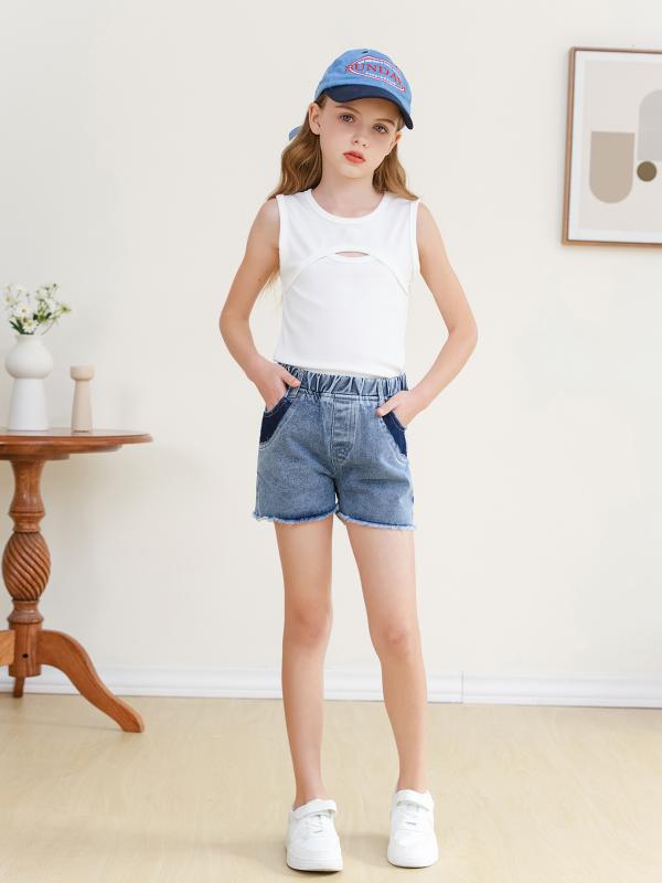 女児 デニム ショートパンツ 子供 女の子 夏 春夏 コットン 綿素材 ライトブルー 衝色 切り替え デザイン スタイリッシュ トレンド 百搭 コーディネート 簡単 日常使い 遊び着 運動スタイル 軽量 伸縮性 吸湿速乾 通気性 快適 安全 B級 3～8