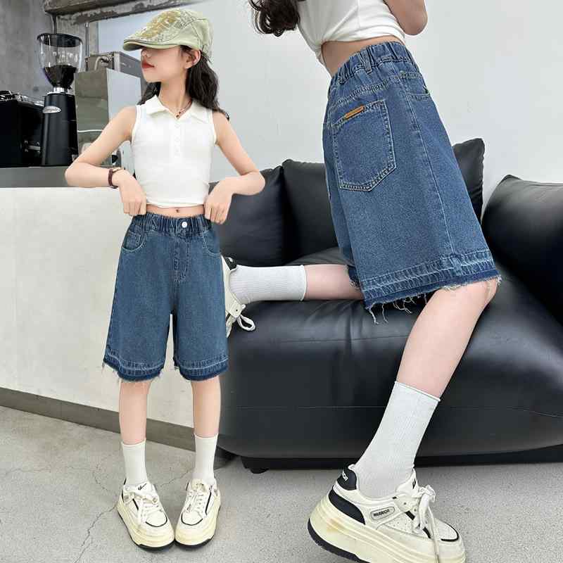 ・スタイル: カジュアル・主な素材: 綿90%・カテゴリ: 牛仔裤・パンツ丈: 5分丈・パターン: 無地・ウエスト: ミッドライズ・性別: 女児・対象年齢: 中大児(8歳以上)・対象身長: 120cm,130cm,140cm,150cm,160cm,170cm・カラー展開: 毛边・季節: 夏季・デザイン要素: 潮范・素材加工: 柔軟処理