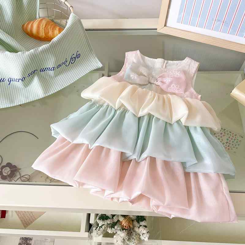Rakuten - 女の子 ワンピース 子供服 女童 プリンセス スカート 夏 短袖 連衣裙 彩虹色 グラデーション カラフル 網纱 チュール 素材 ポリエステル 混紡 柔らかい 肌触り コットン 裏地 蝶結び アクセント プリンセススタイル かわいい デザイン 3〜8歳