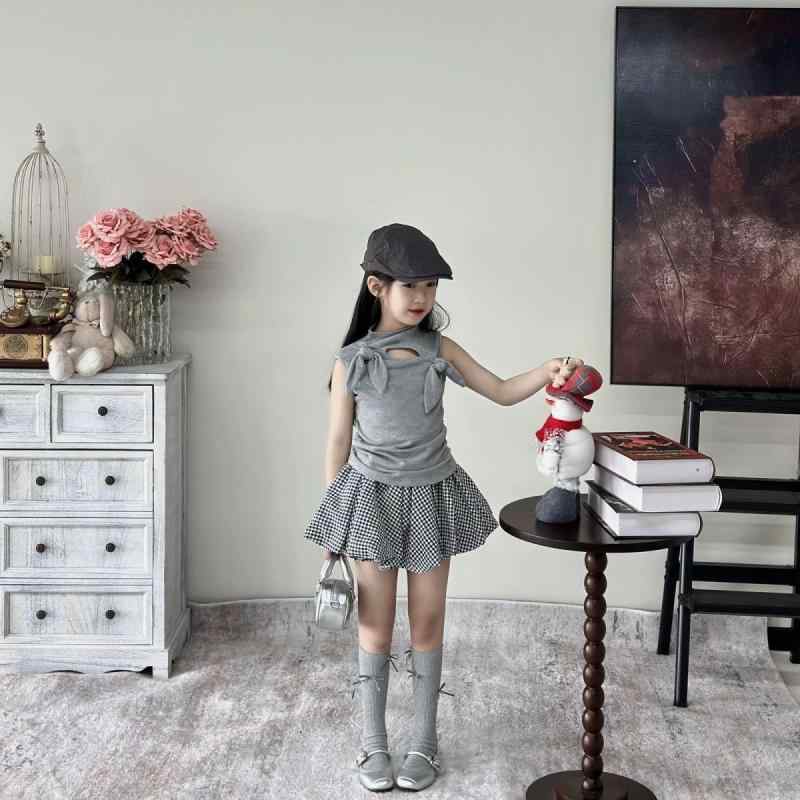 女児 キッズ 夏 春夏 服装 2点セット ノースリーブ 背心 トップス 花苞スカート スカートパンツ セットアップ 柔らかい 薄手 綿素材 ポリエステル混紡 格子柄 蝶結び デザイン 切り抜き ハイストレッチ 接触冷感 吸湿速乾 かわいい ピンク系 ブラ