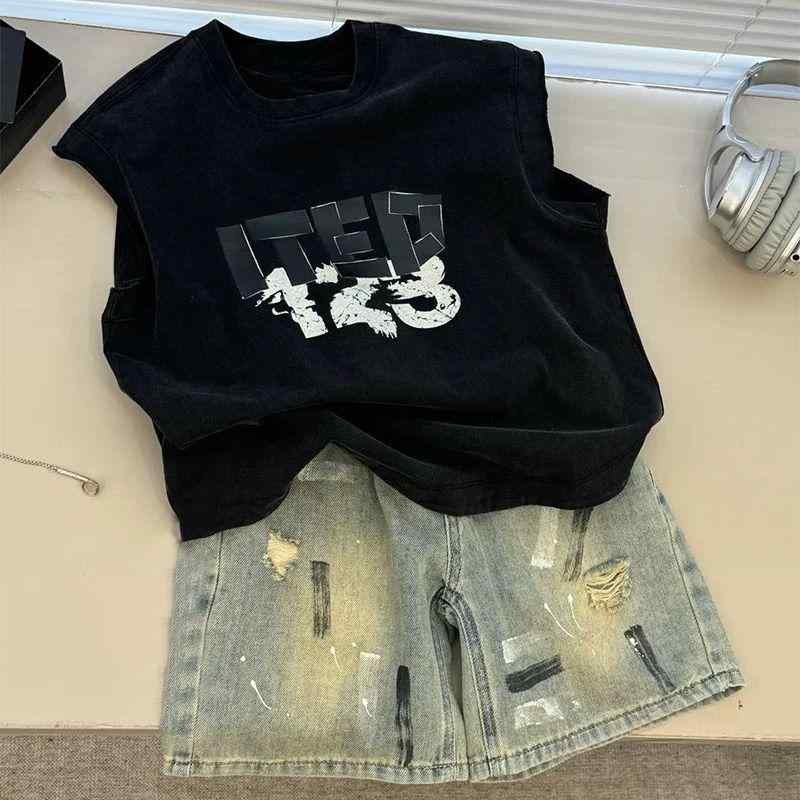 Occidental Goods - キッズ 男の子 夏 トップス セット 無袖 タンクトップ 綿 柔軟 接触冷感 吸湿速乾 牛仔 ショートパンツ 中丈 グラフィック プリント ブラック ストリート カジュアル 普段使い 3-8歳 90-140cm 通年対応