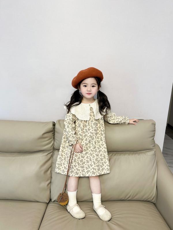 女の子 ワンピース 長袖 フラワー柄 Aライン 綿素材 柔らかい 春秋 3～8歳 かわいい 日常着 子供服 トップス スカート 切り替え 伸縮性 通園用 ピンク系 アイボリー 軽量 吸湿速乾