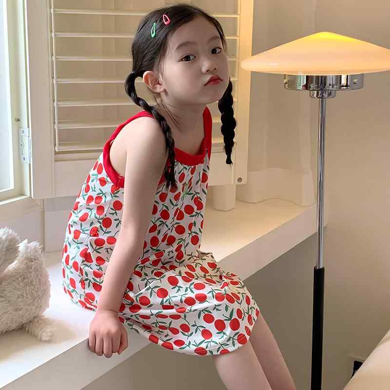 女児 ワンピース 吊り帯 スカート 女の子 子供服 夏用 かわいい 格子柄 花柄 クマ 桜桃 笑顔 花柄 ストライプ ウサギ 草莓 竹 バラ 細花 碎花 天使 ハート 柄 化繊 ポリエステル 柔らかい 生地 Aライン スカート ビーチ 遊び着 キャミソー