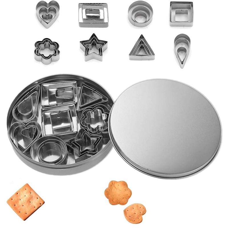 クッキー型 24個 クッキーカッター 抜き型 ビスケット金型 製菓道具 ステンレス鋼 可愛い 多角形 星型 手作り DIY クリスマス 誕生日 ケース付き 誕生日 ケース付き