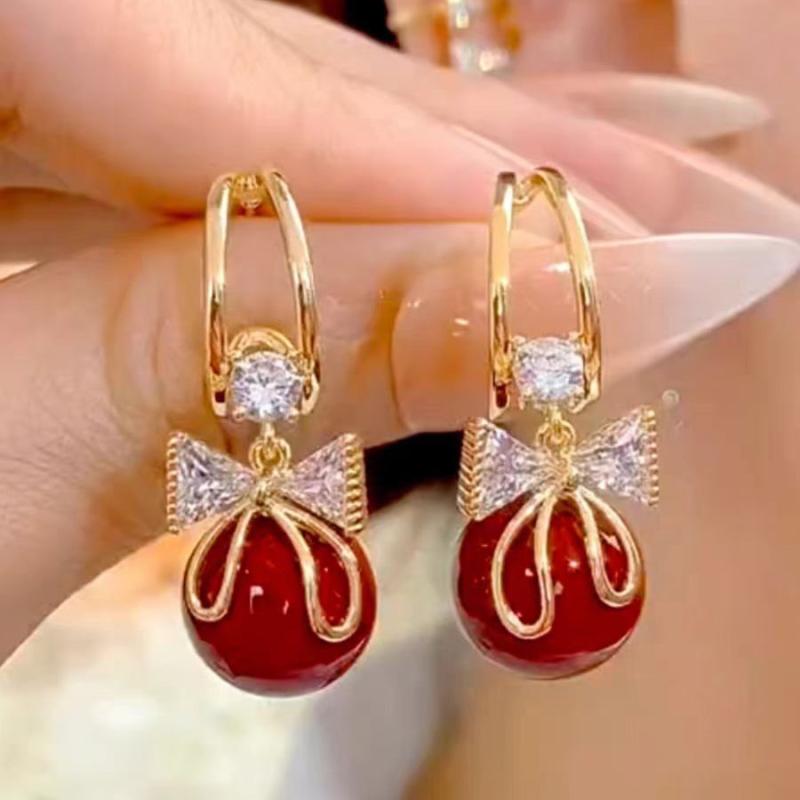 Cubic Zirconia - イヤリング 女性用 赤い翼 真珠 蝶結 デザイン ジルコニア 装飾 赤金メッキ 高級感 軽奢 ファッション 通勤スタイル 秋冬 百搭 トレンド 耳飾り アクセサリー かわいい 形状 流行 軽量 普段使い