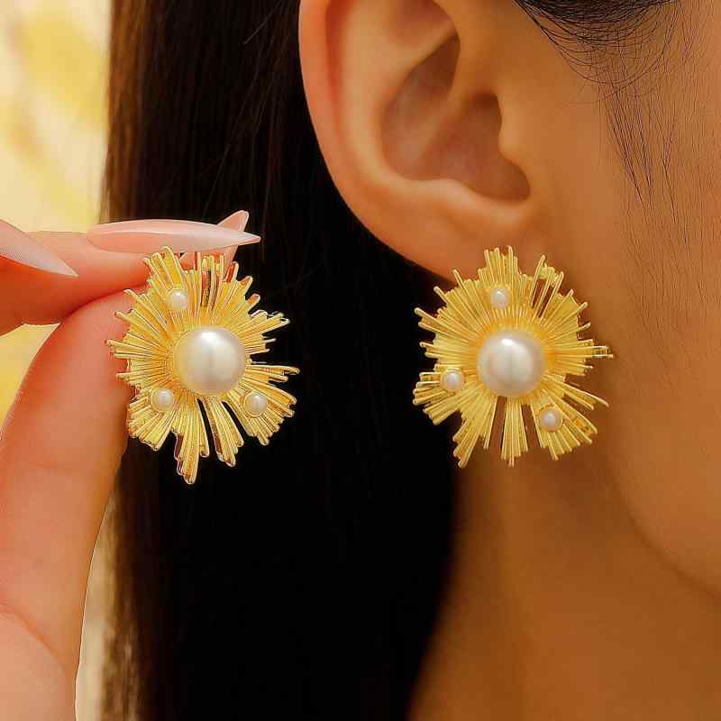 イヤーカフ 女性用 太陽花 真珠 イヤリング 軽量 合金 電気メッキ加工 幾何学 花柄 個性派 欧米風 夏 接触冷感 かわいい アクセサリー 華奢 デザイン