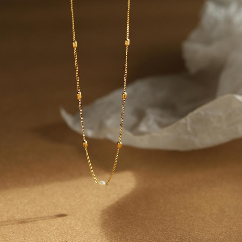 Yellow - パール ネックレス 女性用 短め 鎖骨チェーン 18K ゴールド メッキ 楕円 ビーズ 間隔 配置 シンプル ベーシック 法式 ウエスタン スタイリッシュ フォーマル 黄金色 U字 形状 チタン スチール 素材 ミックス ストーン イニング ファッション