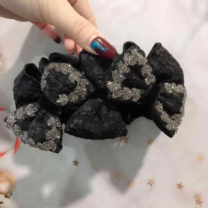 ヘアアクセサリー 女性用 冬 ファッション 通勤 布製 手作り 大型 バナナクリップ 麦わら風 蝶結び 切り替え デザイン ヒール バックスタイル ディスクアップ ヘアピン 気品 ブラック 花柄 自然 軽量 かわいい アクセント ヘッドピース(4.0)