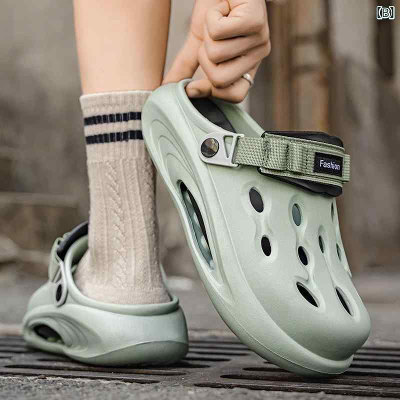 メンズ 洞洞シューズ 夏季 透気 EVA 素材 丸頭 厚底 3cm ヒール 低筒 セットオン 着脱 軽量 クッション性 運動 ビーチ サンダル 休日用 室内外 対応 米色 豆緑 ブラック グレー系 通気性 快適 歩行 ラフスタイル 純色 デザイン 青年向