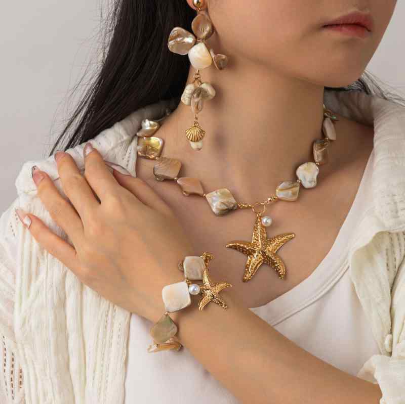 Other - ネックレス 女性用 夏 海辺 リゾート ファッション 貝殻 星型 真珠 アクセサリー 手作り 合金 丸珠チェーン 軽量 ブルー ホワイト ビーチ シーシェル ジュエリー トレンド スタースター 海洋モチーフ