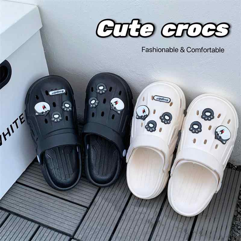 メンズ クロックロー ビーチサンダル 防滑 軽量 厚底 包頭 ドラッグシューズ PVC素材 透気 丸頭 平底 1.5cm-3.5cmヒール ブラック ホワイト ハスキー柄 海賊王柄 悪魔柄 フラッシュコス柄 宇宙飛行士柄 クマ柄 バズライトイヤー柄 ファ