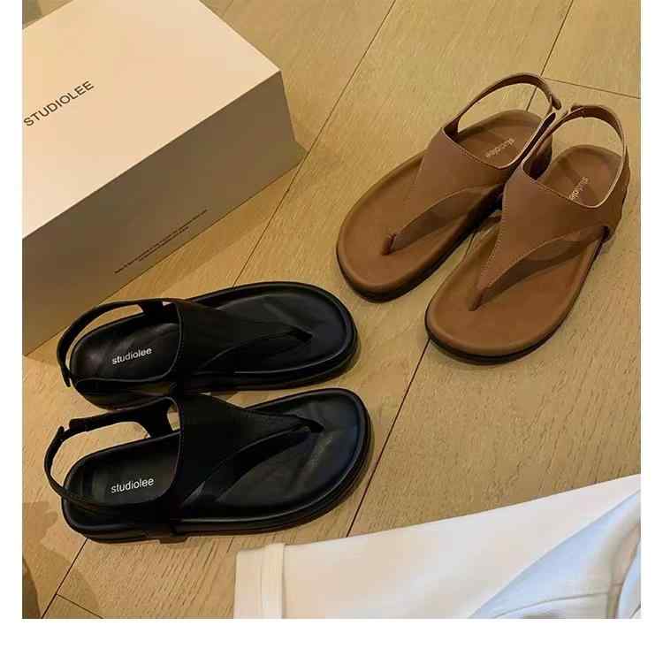 レディース フラットサンダル 人字 復古 ローマ風 ビーチサンダル 女性用 漆皮素材 ラバーソール ラウンドトゥ オープントゥ 軽量 防滑 低カット ストラップ バックストラップ サイドオープニング ミルクティーカラー カーキカラー ブラック 夏用 純色