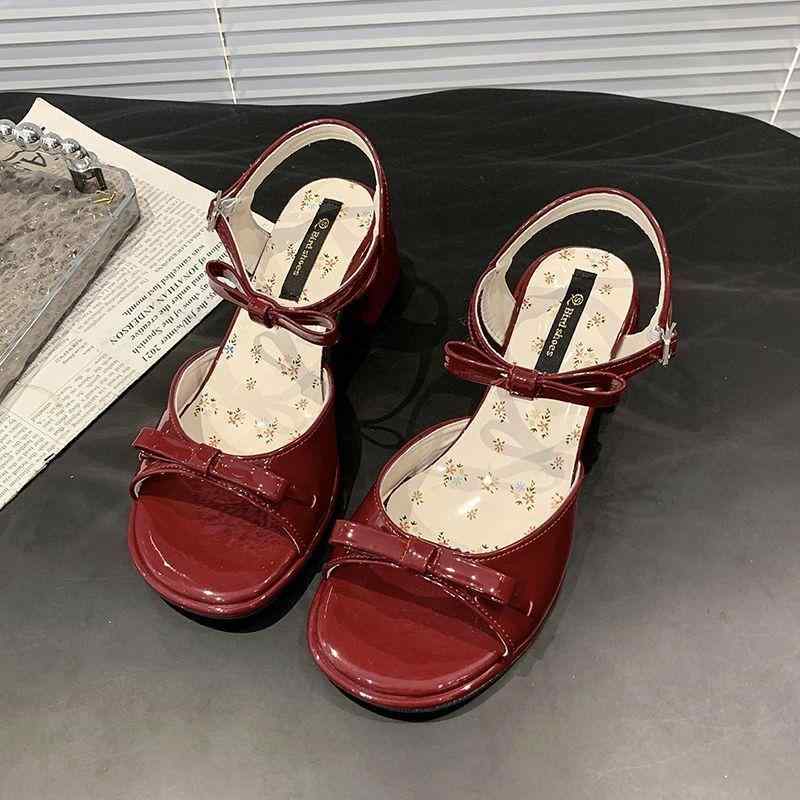 サンダル 女性用 粗高ヒール 夏用 スカート合わせ 百搭 仙女風 韓流スタイル 丸トゥ ゴム底 PU内張り 超高ヒール 8cm以上 軽量 伸縮性 接触冷感 米色 ピンク 赤 ビーチサンダル 普段使い カジュアル