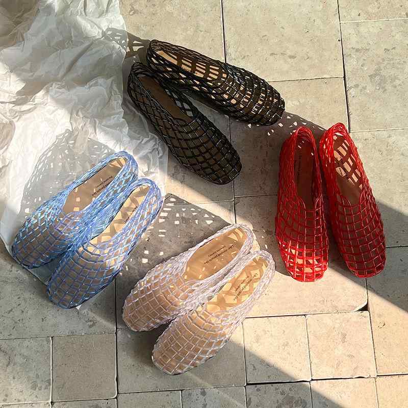 洞洞シューズ レディース 包頭 クロッペンサンダル 女性用 防滑 超ソフト底 平底 軽量 快適 ビーチサンダル 夏用 春夏 秋 防水 PVC素材 ラバーソール 欧米スタイル ブラック ブルー ホワイト レッド