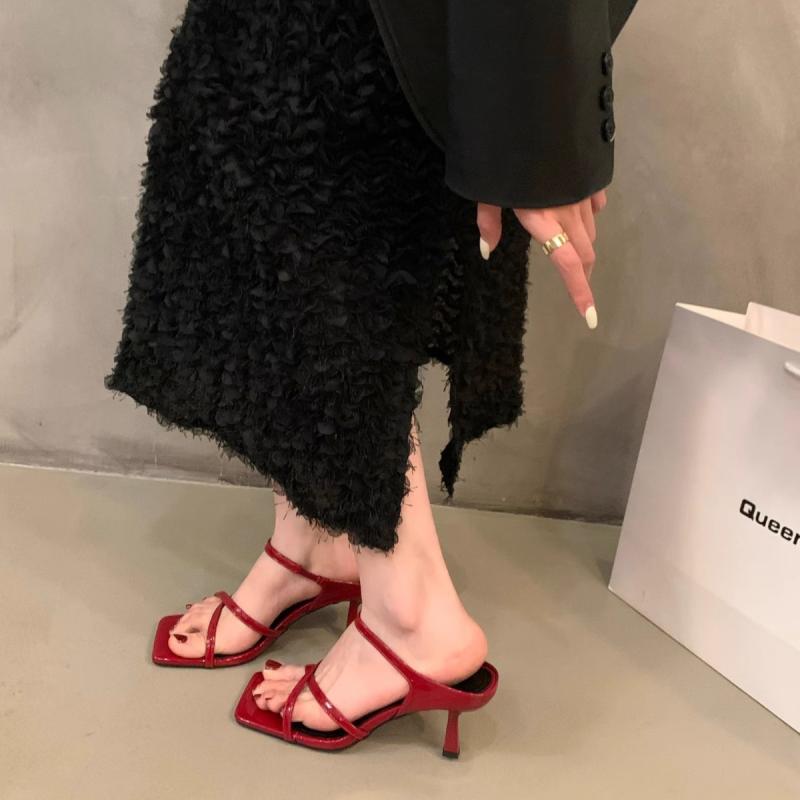 Other - レディース ローマサンダル 方頭 クロス ストラップ オープントゥ 漆皮 セクシー 細ヒール 耐久底 酒赤 ホワイト ブラック 夏 接触冷感 伸縮性 軽量 通勤 普段使い アウトドア ハイヒール 6-8cm ビッグシルエット Vネック風 再生繊維 吸湿速