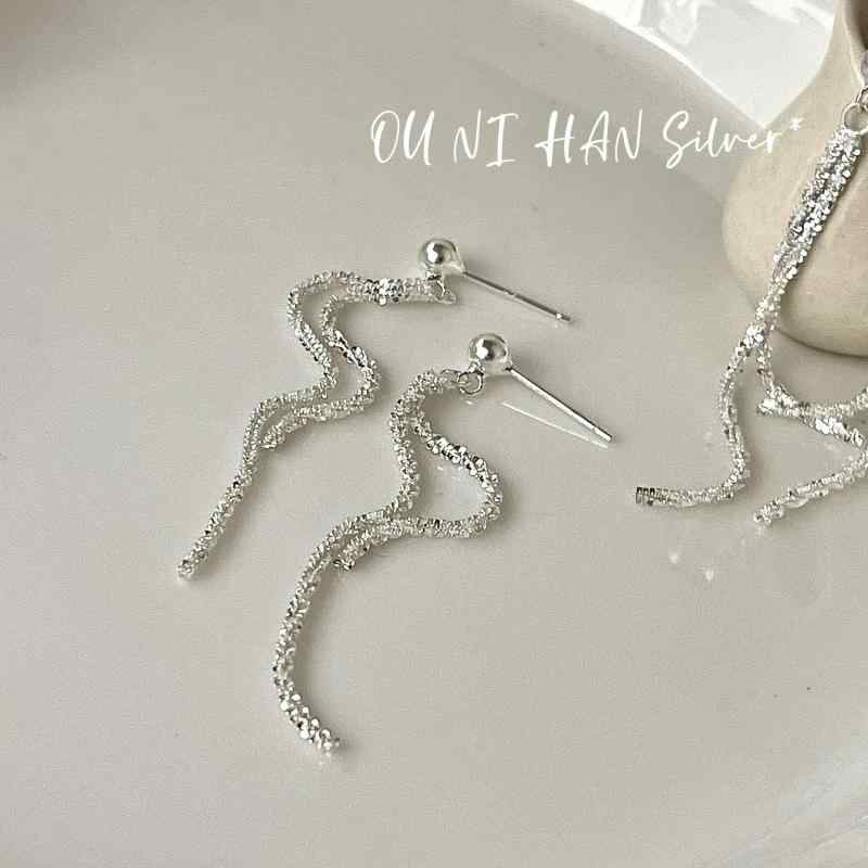 ピアス イヤリング 女性用 韓流風 925シルバー 純銀 幾何学 ライン クリア スイート フレッシュ シルバー 気質 コールドトーン シンプル アクセサリー 耳飾り 銀色 スタイリッシュ 日常使い 軽量